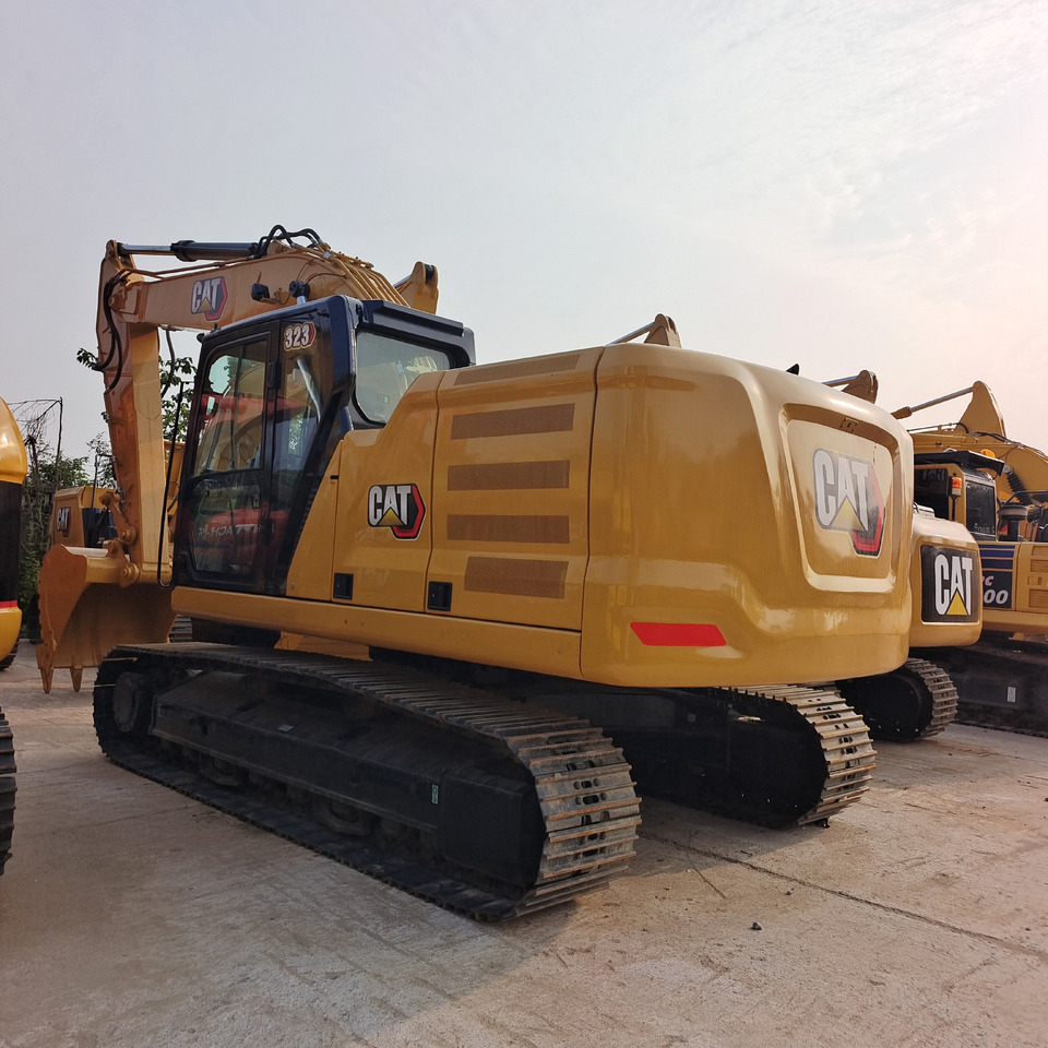 CATERPILLAR 323 GC CAT 323 323GC - Kettenbagger: das Bild 1 CATERPILLAR 323 GC CAT 323 323GC - Kettenbagger: das Bild 1