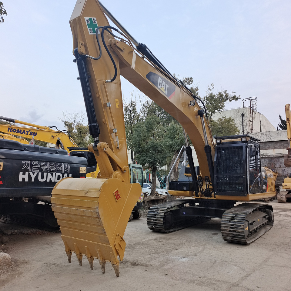 CATERPILLAR 330D2L CAT 330 GC 320D - Kettenbagger: das Bild 1 CATERPILLAR 330D2L CAT 330 GC 320D - Kettenbagger: das Bild 1
