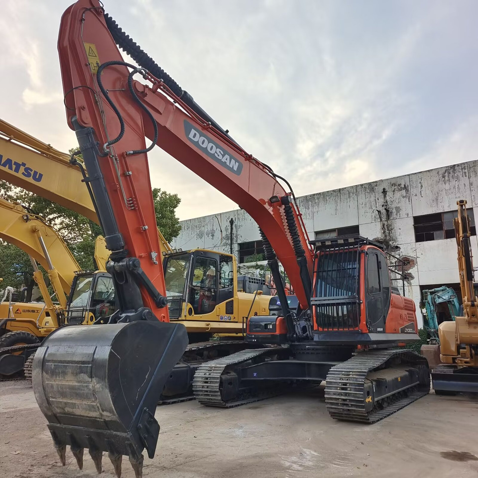 DOOSAN DX300 LC - 9C DX300 LCA - Kettenbagger: das Bild 2 DOOSAN DX300 LC - 9C DX300 LCA - Kettenbagger: das Bild 2