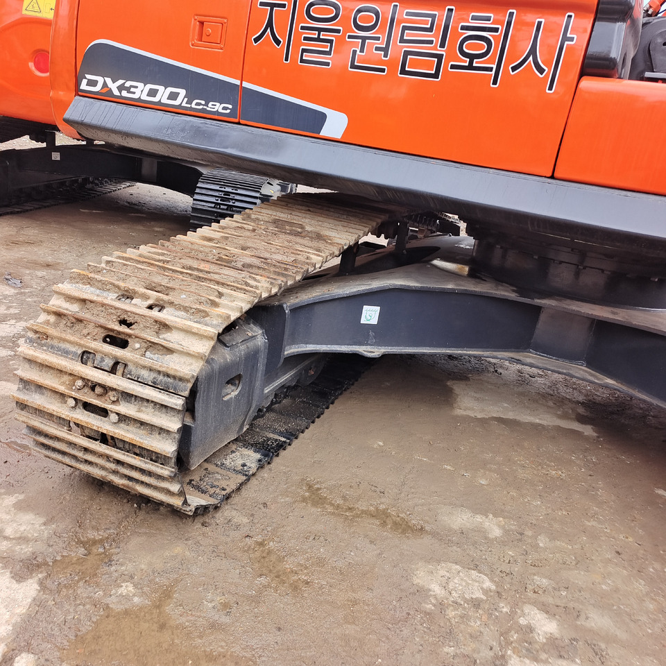 DOOSAN DX300LC-9C DX300LCA - Kettenbagger: das Bild 5 DOOSAN DX300LC-9C DX300LCA - Kettenbagger: das Bild 5