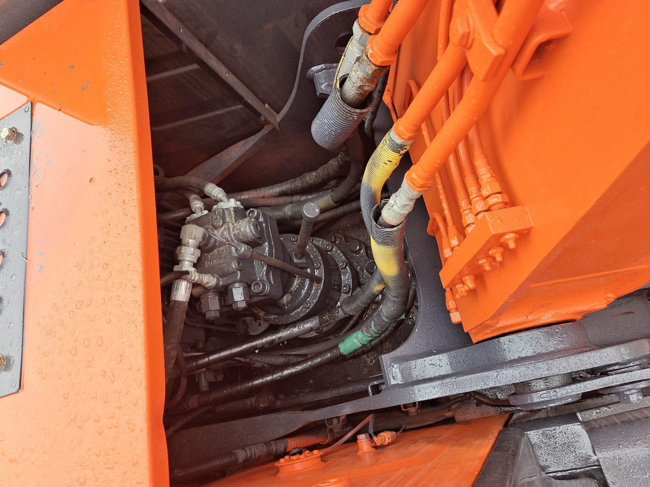 HITACHI ZX 120 Hitachi ZAXIS 120 - Kettenbagger: das Bild 5 HITACHI ZX 120 Hitachi ZAXIS 120 - Kettenbagger: das Bild 5