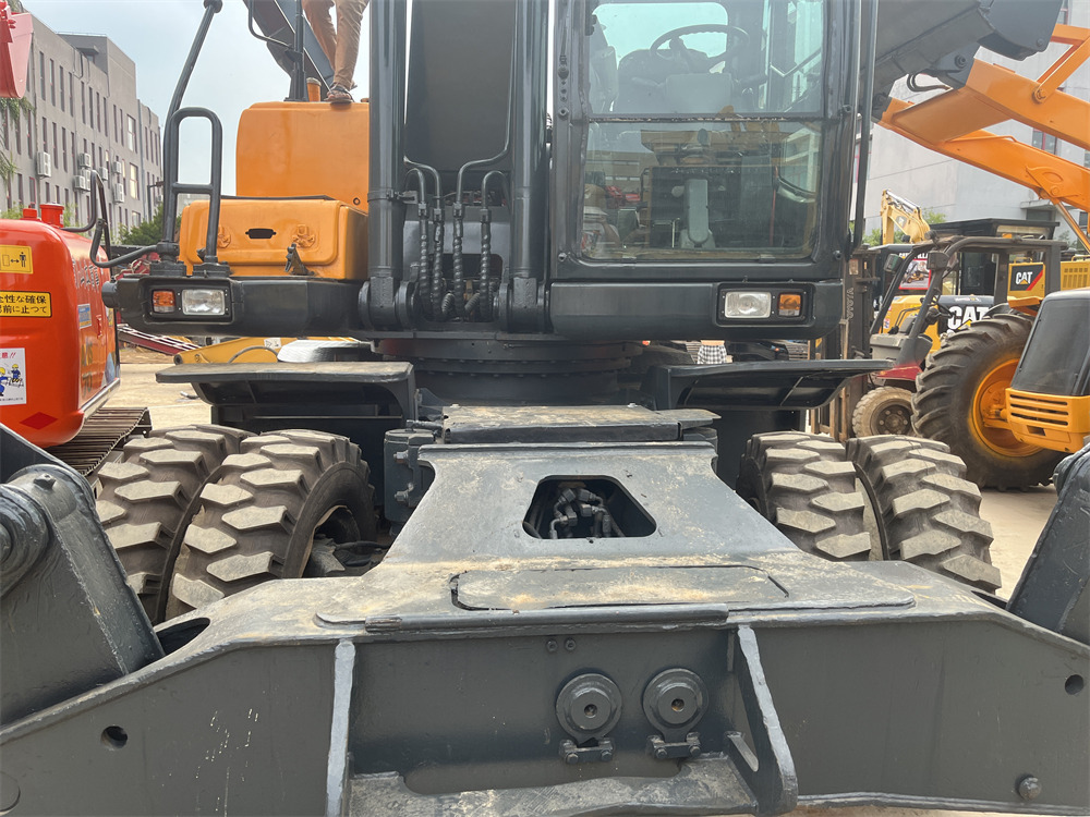 HYUNDAI R 210W-9 210W - 9S 9T - Mobilbagger: das Bild 3 HYUNDAI R 210W-9 210W - 9S 9T - Mobilbagger: das Bild 3