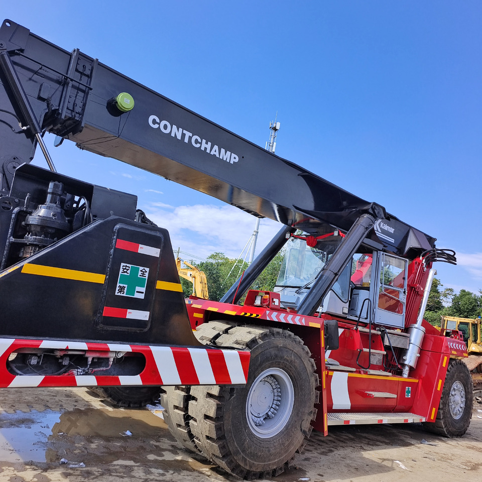 KALMAR DRF 450 - Reach stacker: das Bild 1 KALMAR DRF 450 - Reach stacker: das Bild 1