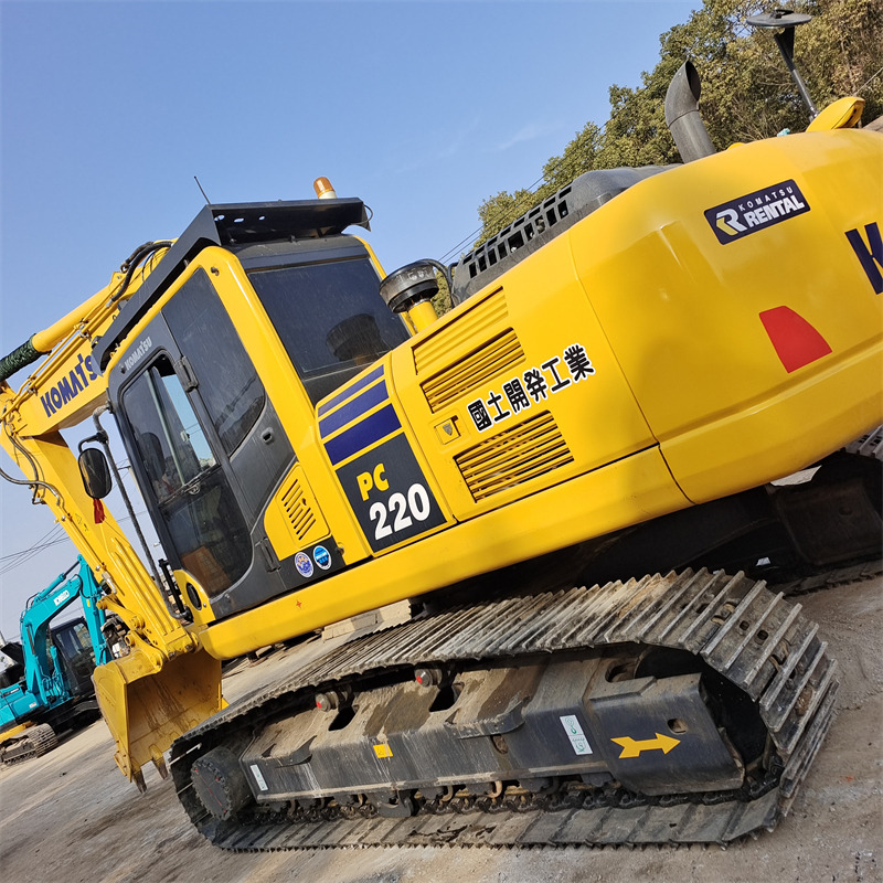 KOMATSU PC 220-8 N1 - Kettenbagger: das Bild 3 KOMATSU PC 220-8 N1 - Kettenbagger: das Bild 3