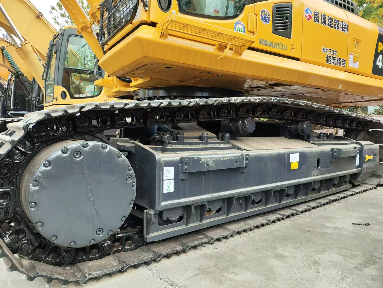 KOMATSU PC450-8 - Kettenbagger: das Bild 4 KOMATSU PC450-8 - Kettenbagger: das Bild 4