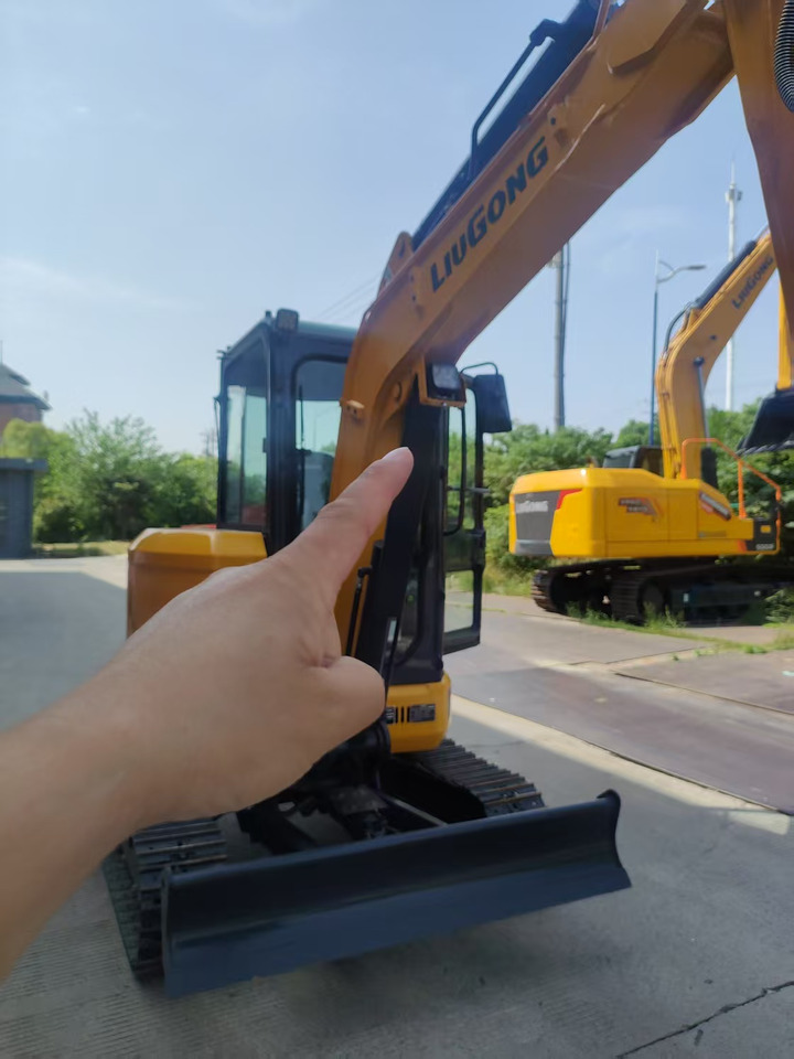 LIUGONG 9035F ZTSG4 BRAND NEW 3.8 TON 3 TON 4 TON MINI DIGGER - Minibagger: das Bild 5 LIUGONG 9035F ZTSG4 BRAND NEW 3.8 TON 3 TON 4 TON MINI DIGGER - Minibagger: das Bild 5
