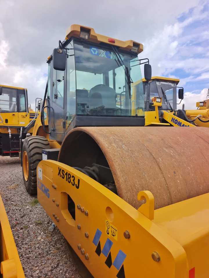 XCMG XS183J - Straßenwalze: das Bild 5 XCMG XS183J - Straßenwalze: das Bild 5