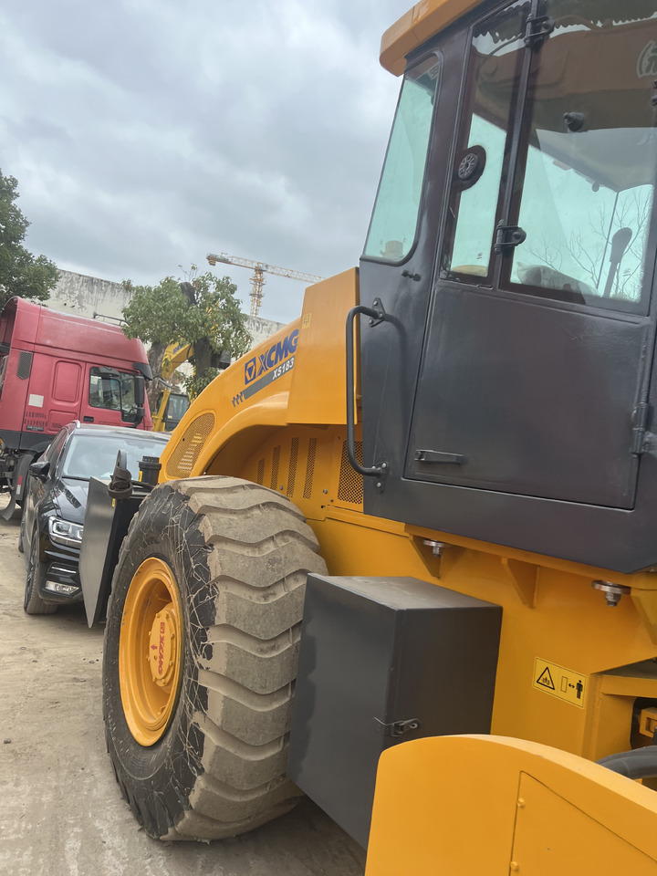 XCMG XS183J - Straßenwalze: das Bild 5 XCMG XS183J - Straßenwalze: das Bild 5
