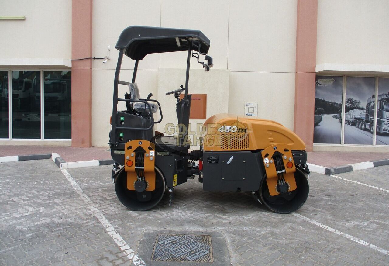 Case 450DX Roller - Straßenwalze: das Bild 4 Case 450DX Roller - Straßenwalze: das Bild 4