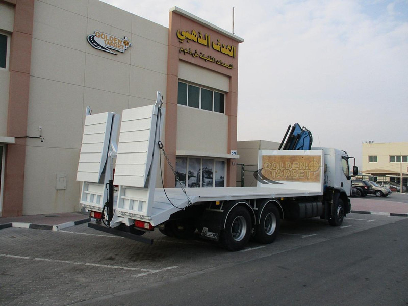 Renault KERAX 380 - Mobilkran: das Bild 3 Renault KERAX 380 - Mobilkran: das Bild 3