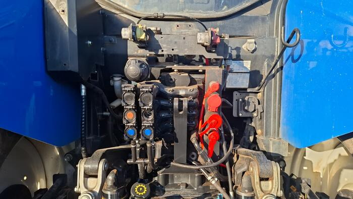 New Holland T6.160 - Traktor: das Bild 3 New Holland T6.160 - Traktor: das Bild 3