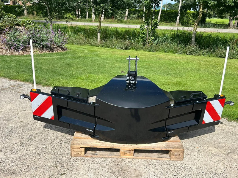 Fendt Frontbumper Frontblok Gewicht NIEUW - Traktor: das Bild 3 Fendt Frontbumper Frontblok Gewicht NIEUW - Traktor: das Bild 3