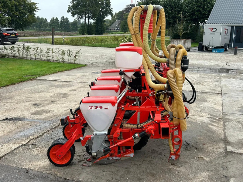 Gaspardo Gaspardo SP540 Maiszaaimachine 4 rijer Zaaimachine - Sätechnik: das Bild 3 Gaspardo Gaspardo SP540 Maiszaaimachine 4 rijer Zaaimachine - Sätechnik: das Bild 3