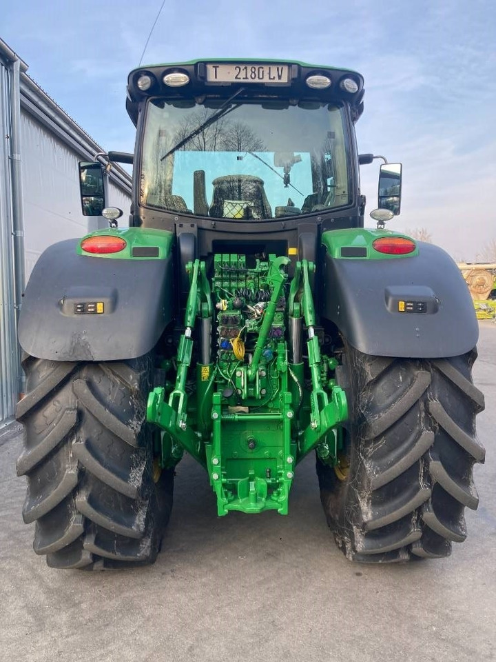 John Deere 6250 R - Traktor: das Bild 4 John Deere 6250 R - Traktor: das Bild 4