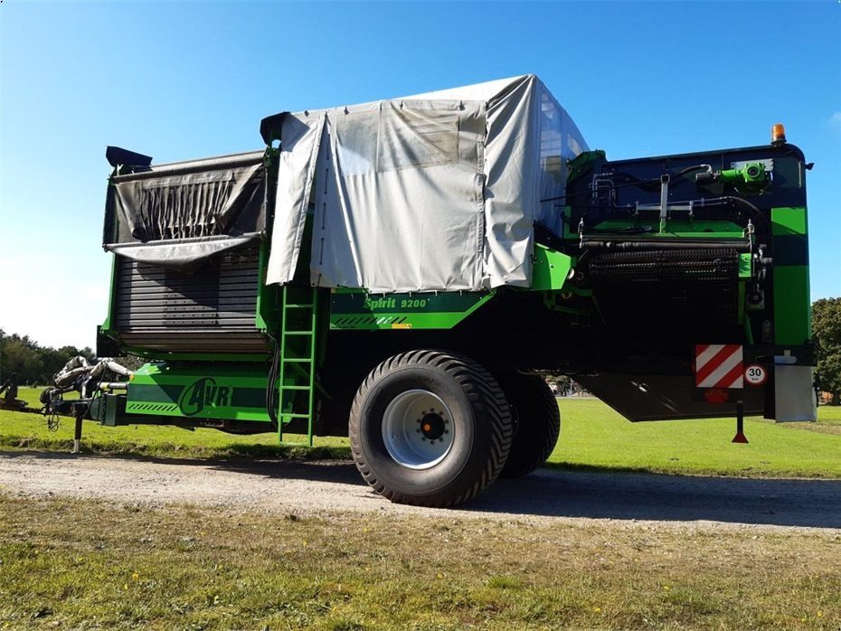 AVR
SPIRIT 9200 - Kartoffelroder: das Bild 5 AVR
SPIRIT 9200 - Kartoffelroder: das Bild 5