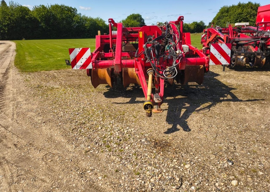 Grimme RL3000 - Kartoffelroder: das Bild 2 Grimme RL3000 - Kartoffelroder: das Bild 2