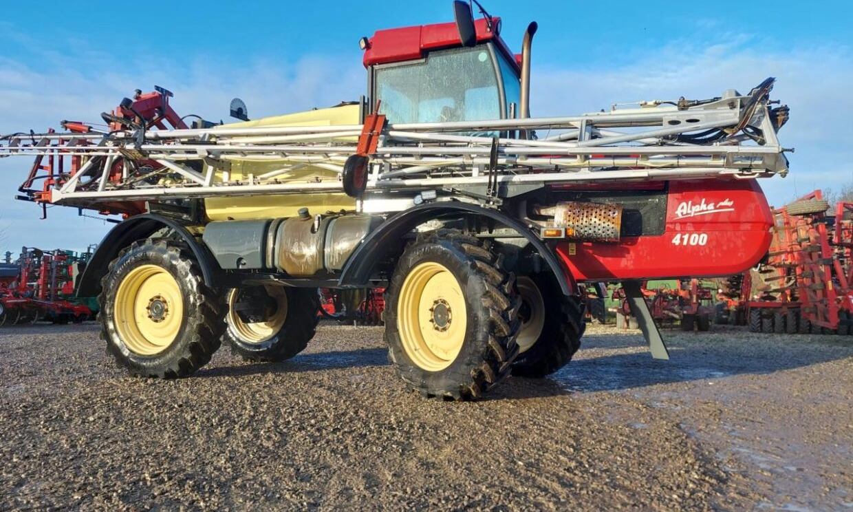 Hardi Alpha Plus 4100 - 36m med GPS - Selbstfahrspritze: das Bild 2 Hardi Alpha Plus 4100 - 36m med GPS - Selbstfahrspritze: das Bild 2