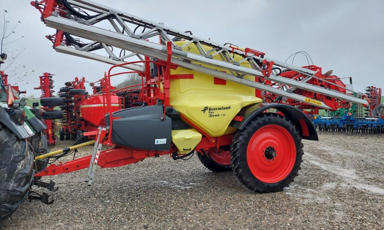 Kverneland iXtrack C60 - 30m med GPS - Anhängespritze: das Bild 1 Kverneland iXtrack C60 - 30m med GPS - Anhängespritze: das Bild 1
