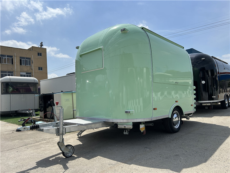 BBQ Burger Food Truck Pizza Food Trailer - Verkaufsanhänger: das Bild 5 BBQ Burger Food Truck Pizza Food Trailer - Verkaufsanhänger: das Bild 5