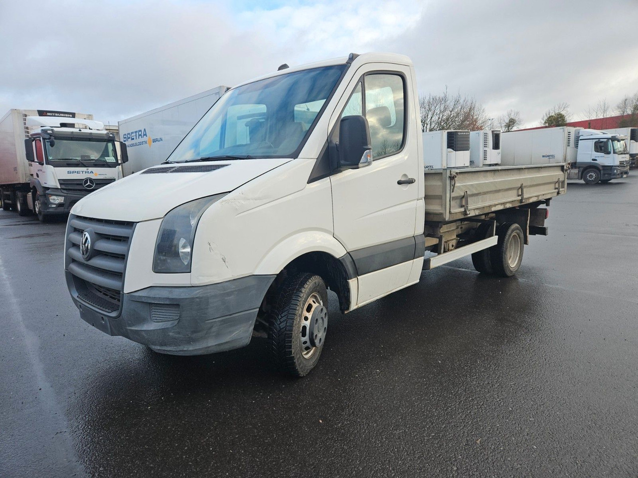 Volkswagen Crafter 50 - 2.5 TDI Dreiseitenkipper - Kipper Transporter: das Bild 2 Volkswagen Crafter 50 - 2.5 TDI Dreiseitenkipper - Kipper Transporter: das Bild 2