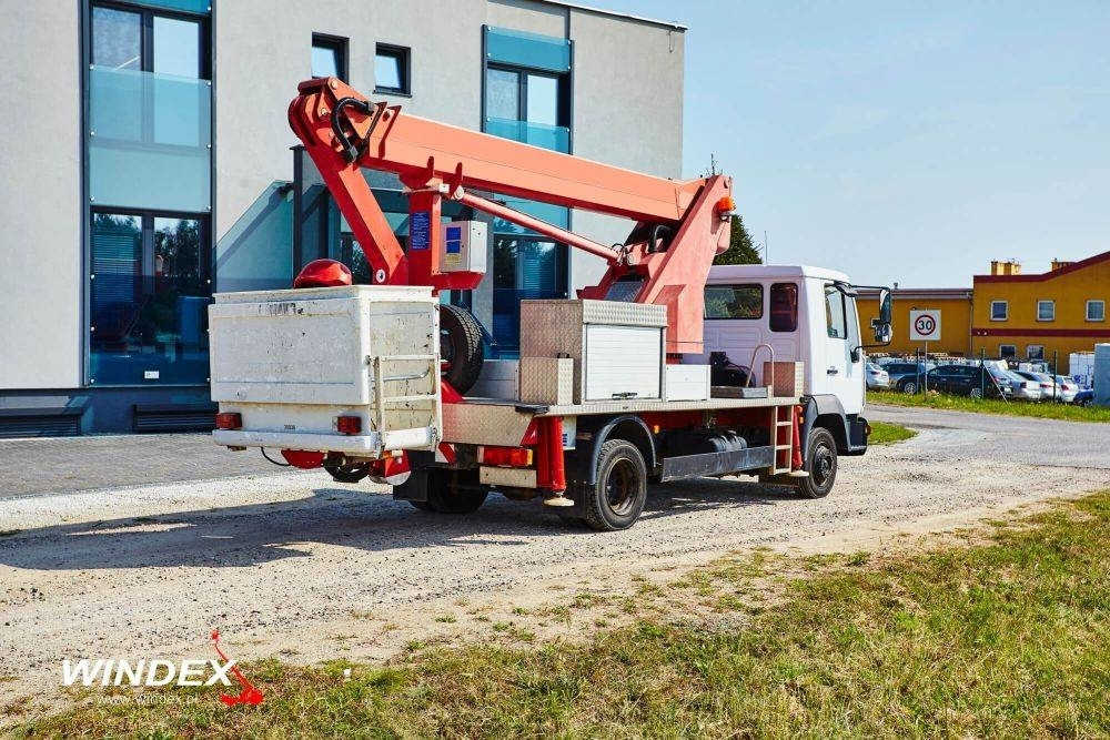 Wumag WT 170 - LKW mit Arbeitsbühne: das Bild 2 Wumag WT 170 - LKW mit Arbeitsbühne: das Bild 2