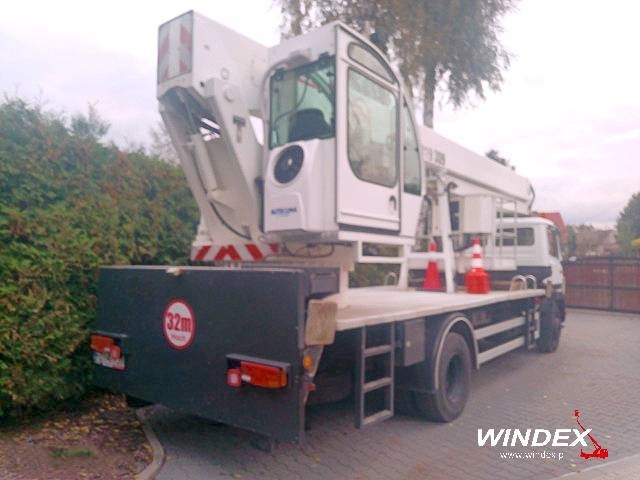 Wumag WT 320 - LKW mit Arbeitsbühne: das Bild 3 Wumag WT 320 - LKW mit Arbeitsbühne: das Bild 3