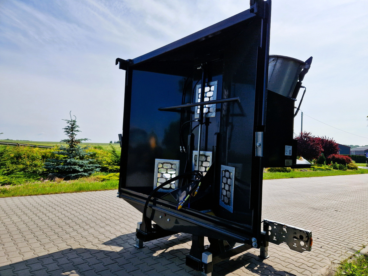 Fliegl ULS 400 do ASW - Landwirtschaftlicher Anhänger: das Bild 3 Fliegl ULS 400 do ASW - Landwirtschaftlicher Anhänger: das Bild 3