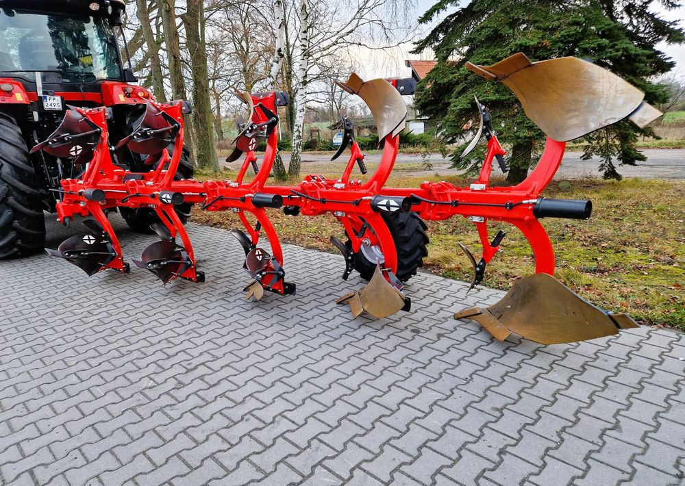 Gregoire Besson Gregoire Besson Rover 70 - Pflug: das Bild 3 Gregoire Besson Gregoire Besson Rover 70 - Pflug: das Bild 3