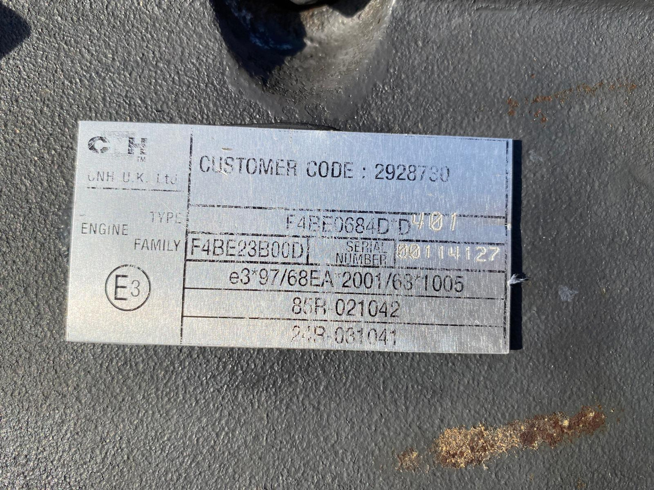 CNH Iveco F4BE 0684D aus Case WX 165 - Motor für Baumaschine: das Bild 3 CNH Iveco F4BE 0684D aus Case WX 165 - Motor für Baumaschine: das Bild 3