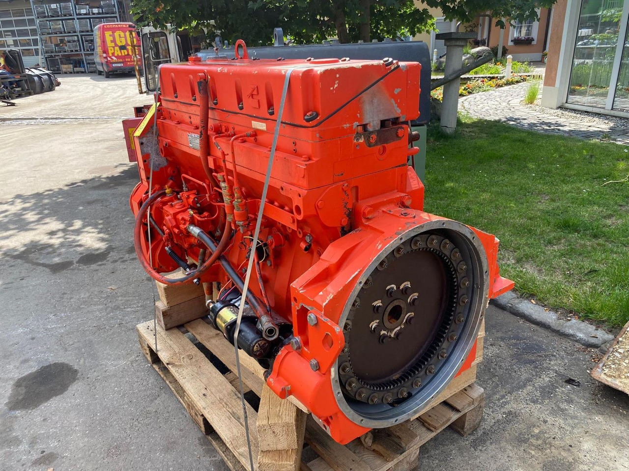 Cummins LT 10 aus O&K L45 - Motor für Baumaschine: das Bild 3 Cummins LT 10 aus O&K L45 - Motor für Baumaschine: das Bild 3