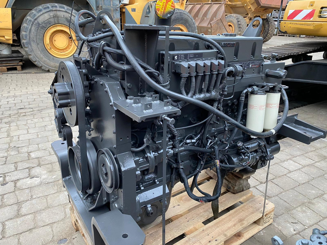 Cummins QSM 11 aus Doosan DL 500 - Motor für Baumaschine: das Bild 2 Cummins QSM 11 aus Doosan DL 500 - Motor für Baumaschine: das Bild 2