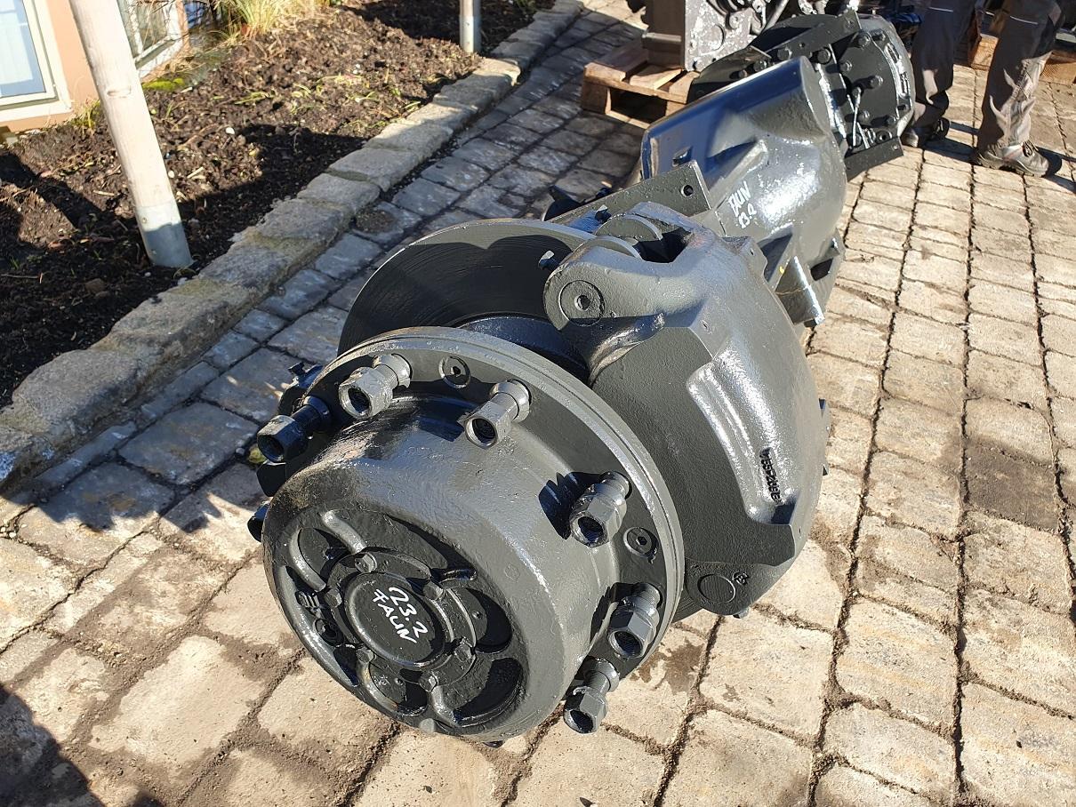 Faun O&K 23,2 - Achse und Teile für Baumaschine: das Bild 2 Faun O&K 23,2 - Achse und Teile für Baumaschine: das Bild 2