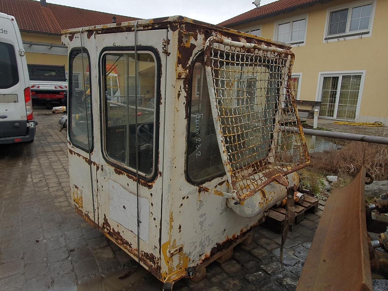 Faun O&K 23,2 Dumper - Fahrerhaus für Muldenkipper/ Dumper: das Bild 3 Faun O&K 23,2 Dumper - Fahrerhaus für Muldenkipper/ Dumper: das Bild 3