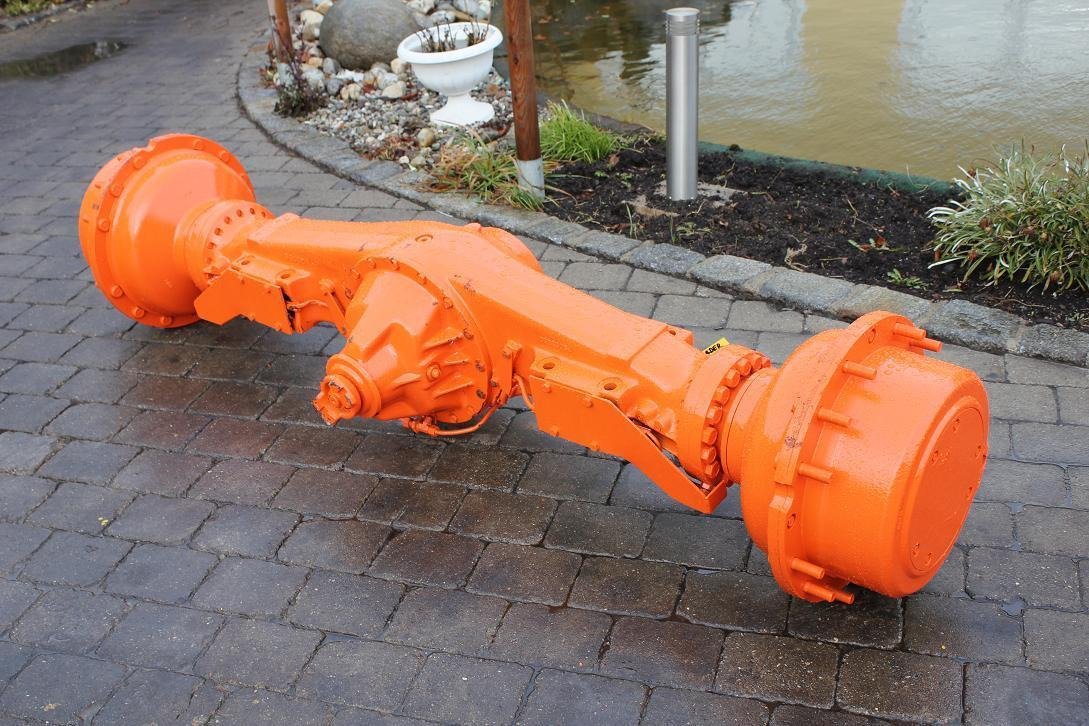 Fiat-Hitachi FR 130-2 - Achse und Teile für Baumaschine: das Bild 3 Fiat-Hitachi FR 130-2 - Achse und Teile für Baumaschine: das Bild 3