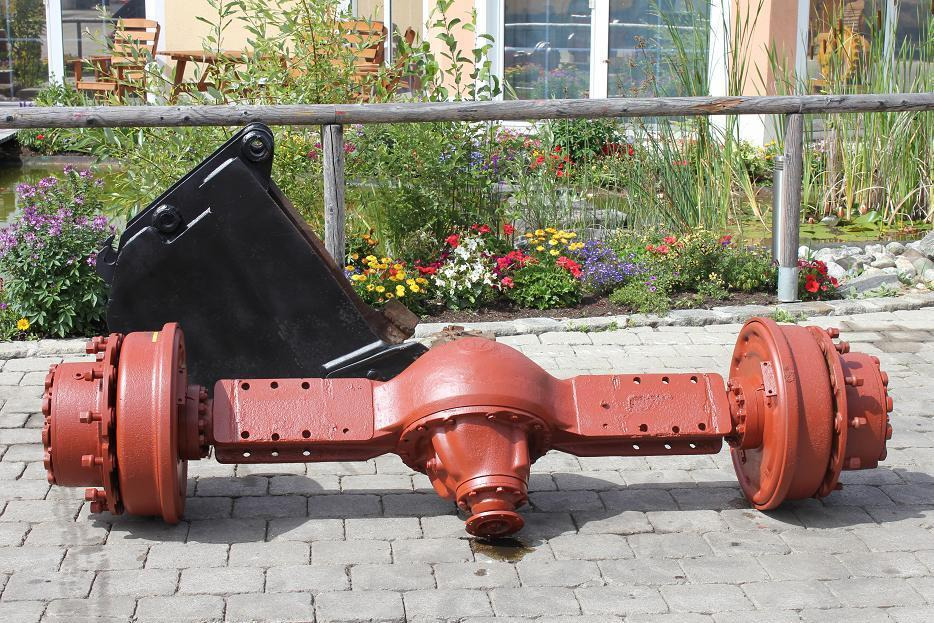 Hanomag B 8 - Achse und Teile für Baumaschine: das Bild 3 Hanomag B 8 - Achse und Teile für Baumaschine: das Bild 3