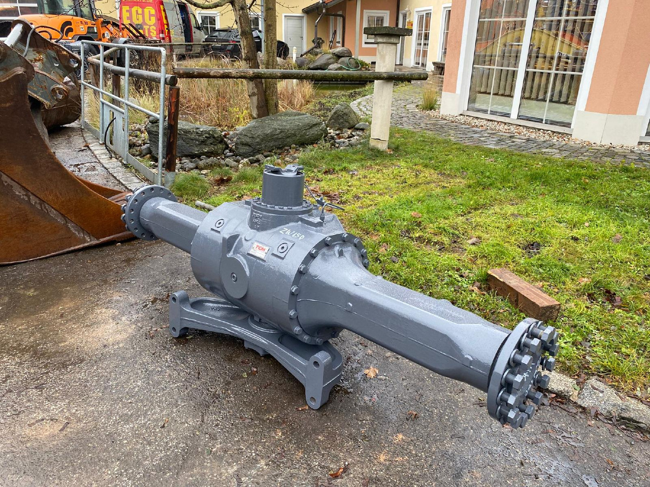Hitachi TCM aus ZW 150 - Achse und Teile für Baumaschine: das Bild 1 Hitachi TCM aus ZW 150 - Achse und Teile für Baumaschine: das Bild 1