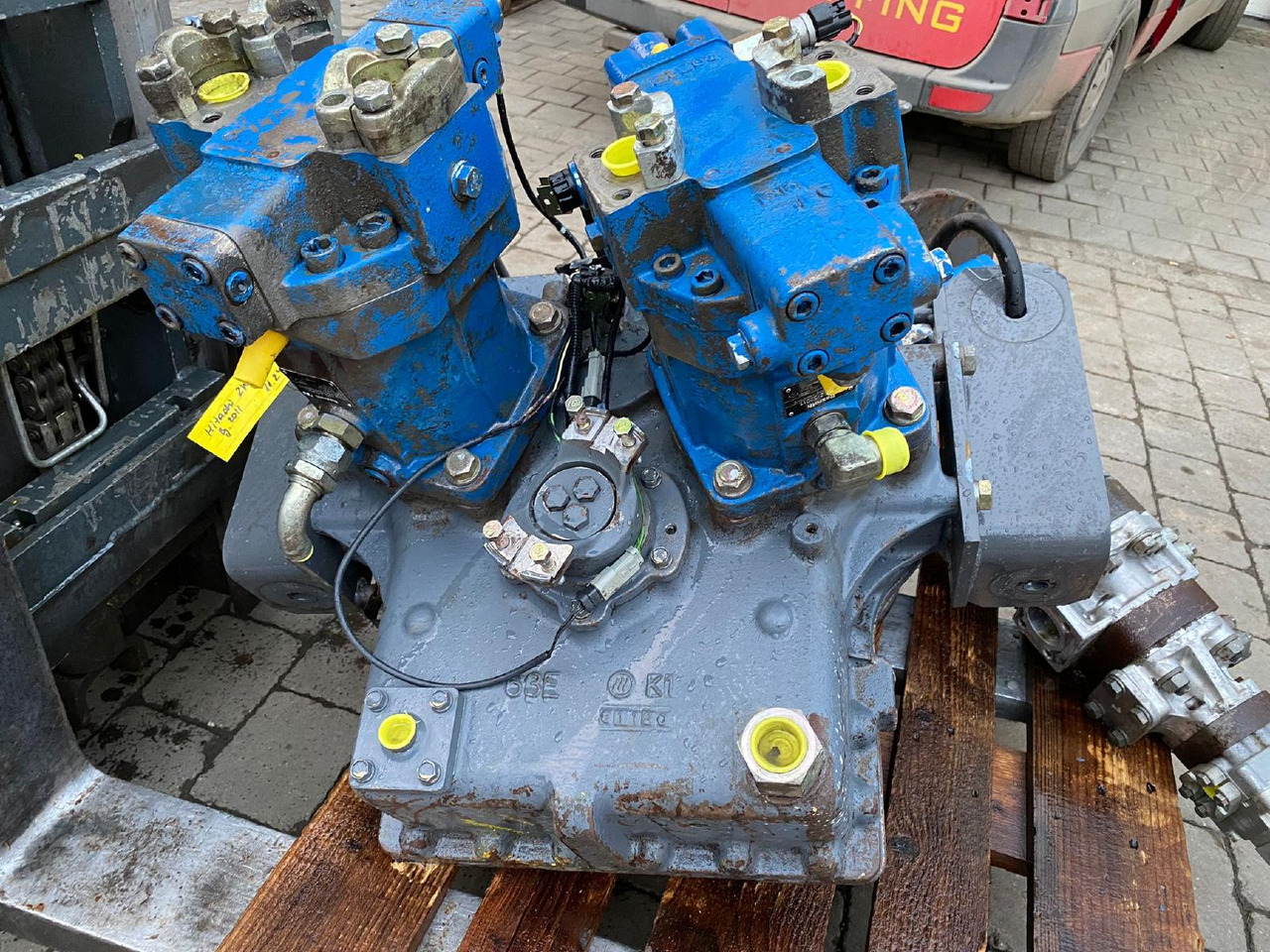 Hitachi TM150M aus ZW 150 - Getriebe für Baumaschine: das Bild 2 Hitachi TM150M aus ZW 150 - Getriebe für Baumaschine: das Bild 2