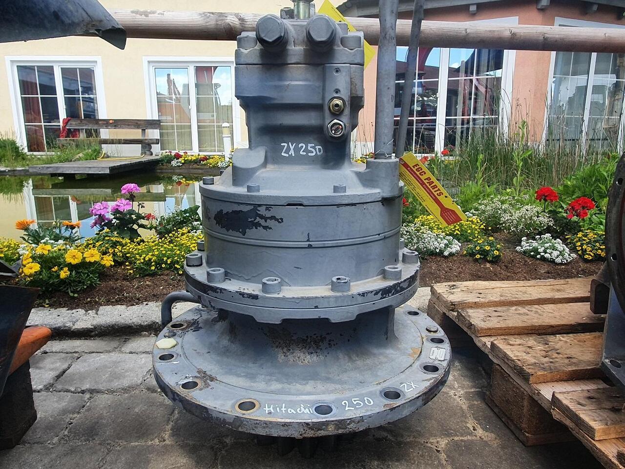 Hitachi ZX 250 - Schwenkmotor für Baumaschine: das Bild 1 Hitachi ZX 250 - Schwenkmotor für Baumaschine: das Bild 1
