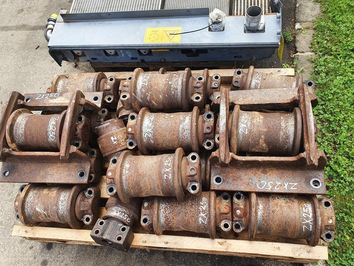 Hitachi ZX 250 LC N 3 - Laufrolle für Kettenbagger: das Bild 1 Hitachi ZX 250 LC N 3 - Laufrolle für Kettenbagger: das Bild 1
