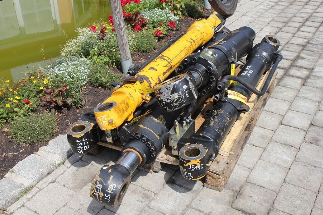 JCB JS 175 W - Hydraulikzylinder für Baumaschine: das Bild 1 JCB JS 175 W - Hydraulikzylinder für Baumaschine: das Bild 1