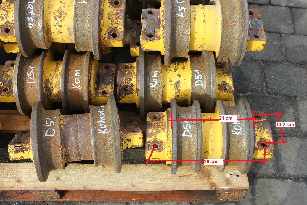 Komatsu D 51 PX - Laufrolle für Baumaschine: das Bild 2 Komatsu D 51 PX - Laufrolle für Baumaschine: das Bild 2