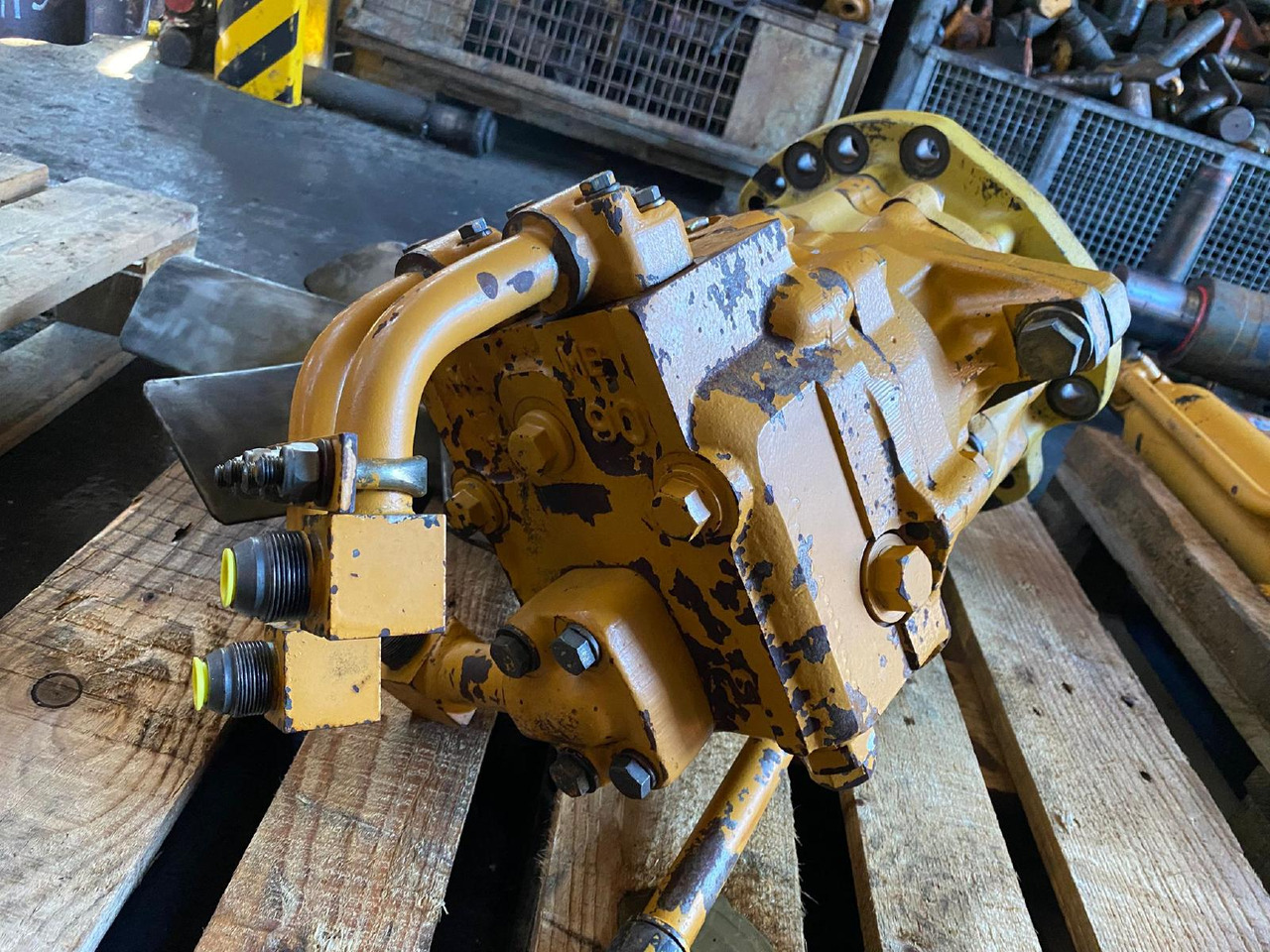 Komatsu PC 150 - Schwenkmotor für Baumaschine: das Bild 3 Komatsu PC 150 - Schwenkmotor für Baumaschine: das Bild 3