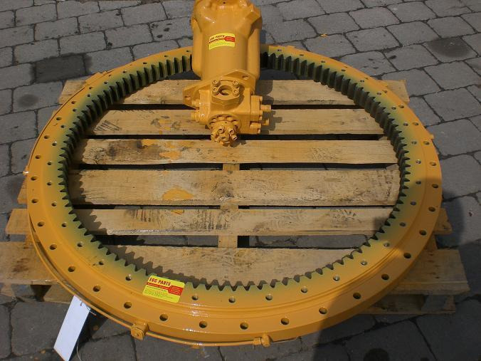 Liebherr 900 litronic - Drehkranz für Baumaschine: das Bild 1 Liebherr 900 litronic - Drehkranz für Baumaschine: das Bild 1