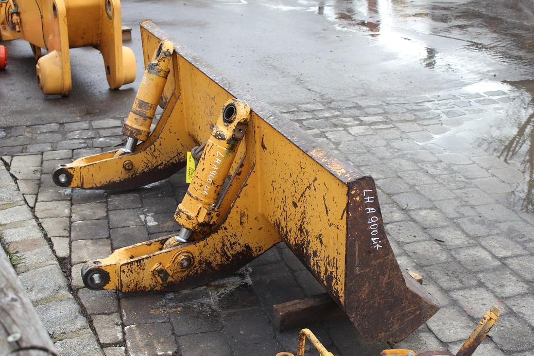 Liebherr A 900 LIT - Planierschild für Bagger: das Bild 4 Liebherr A 900 LIT - Planierschild für Bagger: das Bild 4