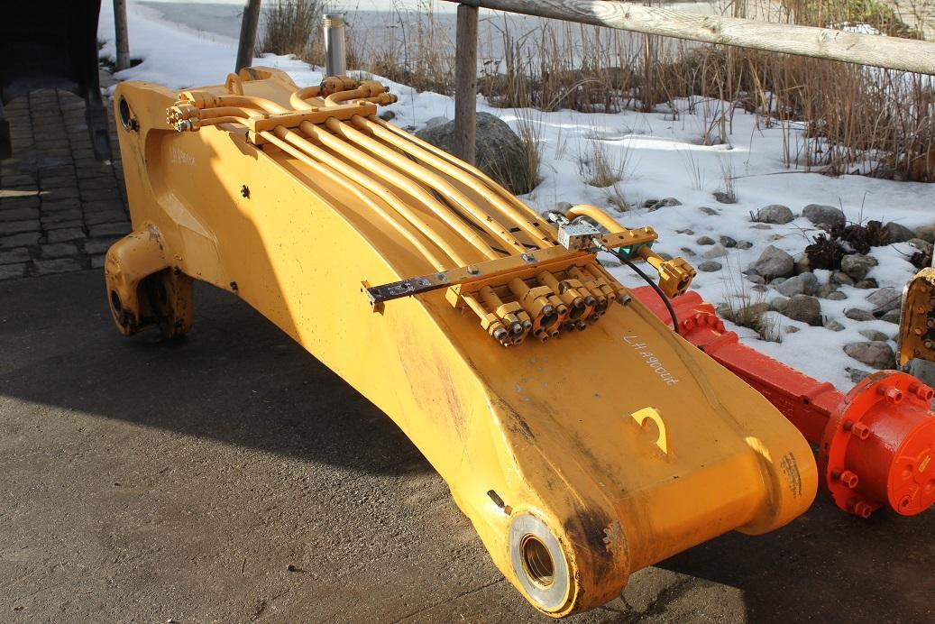 Liebherr A 900 LIT - Ausleger für Bagger: das Bild 1 Liebherr A 900 LIT - Ausleger für Bagger: das Bild 1