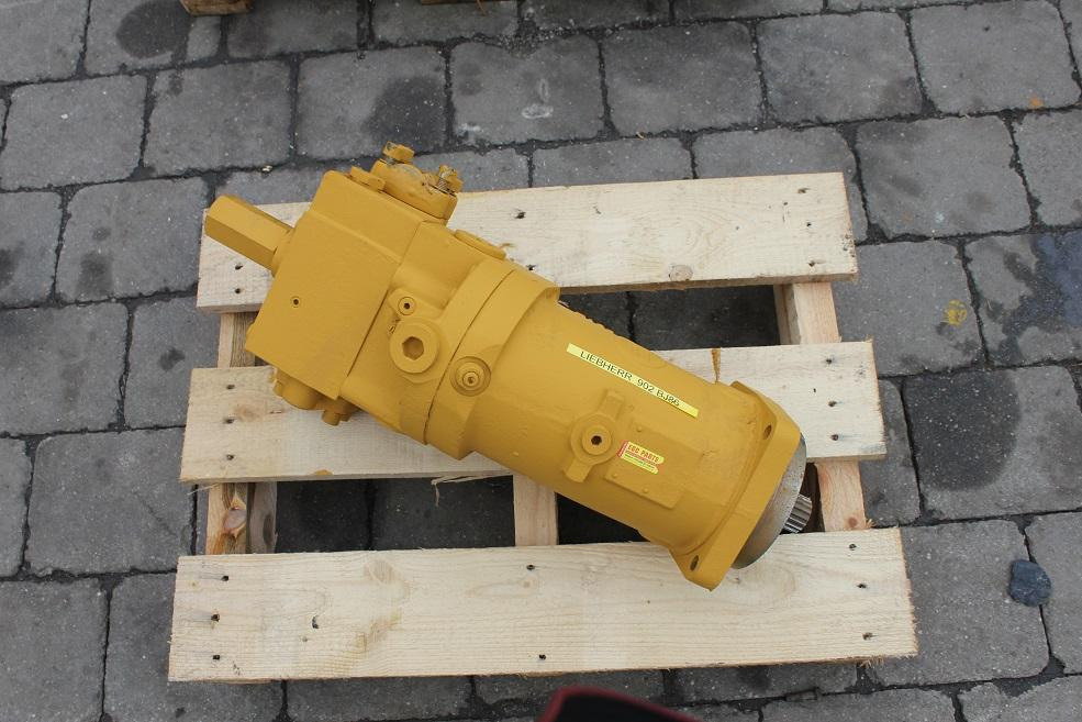 Liebherr A 902 - Fahrantrieb für Baumaschine: das Bild 5 Liebherr A 902 - Fahrantrieb für Baumaschine: das Bild 5