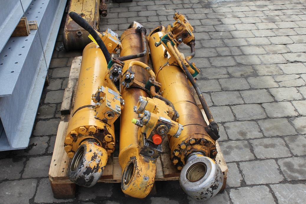 Liebherr A 922 LIT - Hydraulikzylinder für Baumaschine: das Bild 1 Liebherr A 922 LIT - Hydraulikzylinder für Baumaschine: das Bild 1