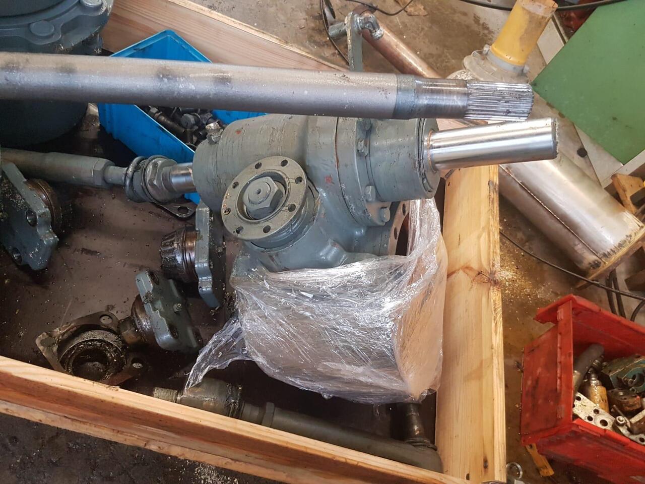 Liebherr A904C LIT / ZF 3060 - Achse und Teile für Baumaschine: das Bild 5 Liebherr A904C LIT / ZF 3060 - Achse und Teile für Baumaschine: das Bild 5