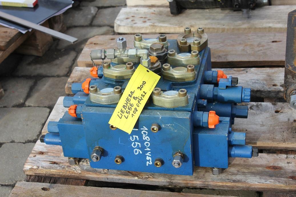 Liebherr L 556 - Hydraulik ventil für Baumaschine: das Bild 2 Liebherr L 556 - Hydraulik ventil für Baumaschine: das Bild 2