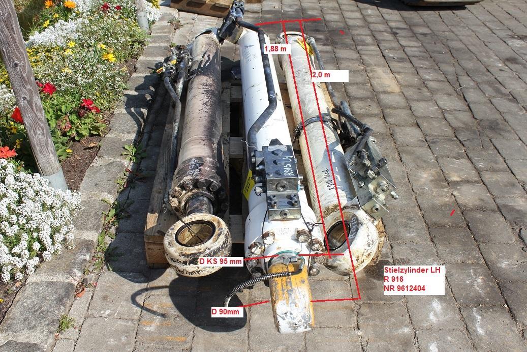 Liebherr R 916 - Hydraulikzylinder für Baumaschine: das Bild 2 Liebherr R 916 - Hydraulikzylinder für Baumaschine: das Bild 2